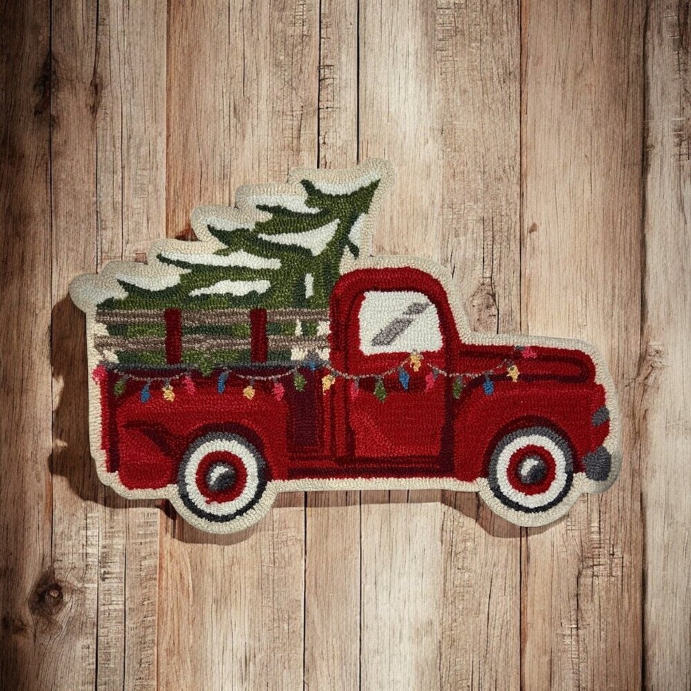 Loloi Vintage Truck Christmas Punch Needle Truck Shaped Scatter Rug 27" - Picture 4 of 6